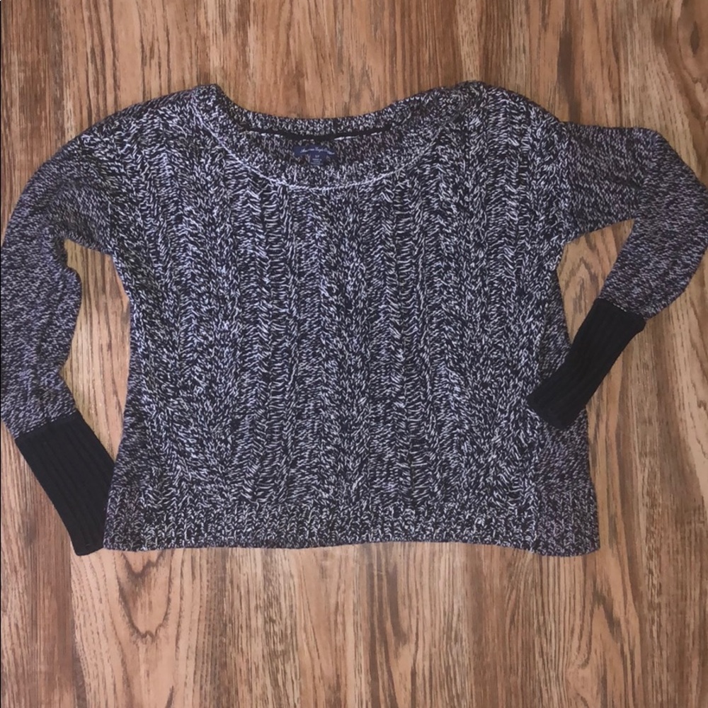 Black/white Knitted Sweater